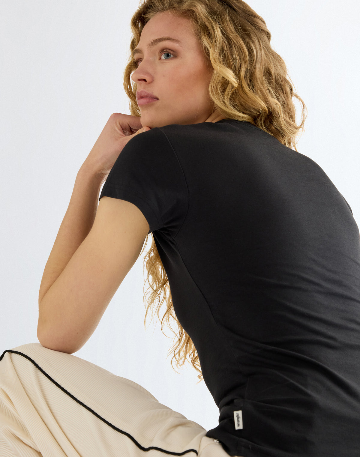 Wrangler Shrunken Band Tee – Jet Black